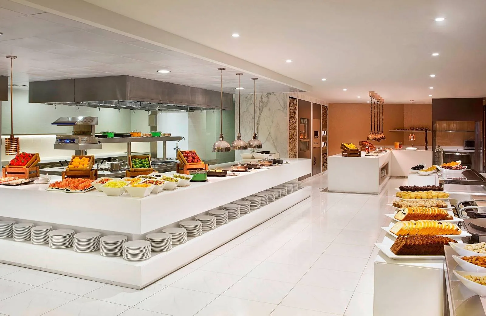 Al Habtoor Grand Resort, Autograph Collection 5*