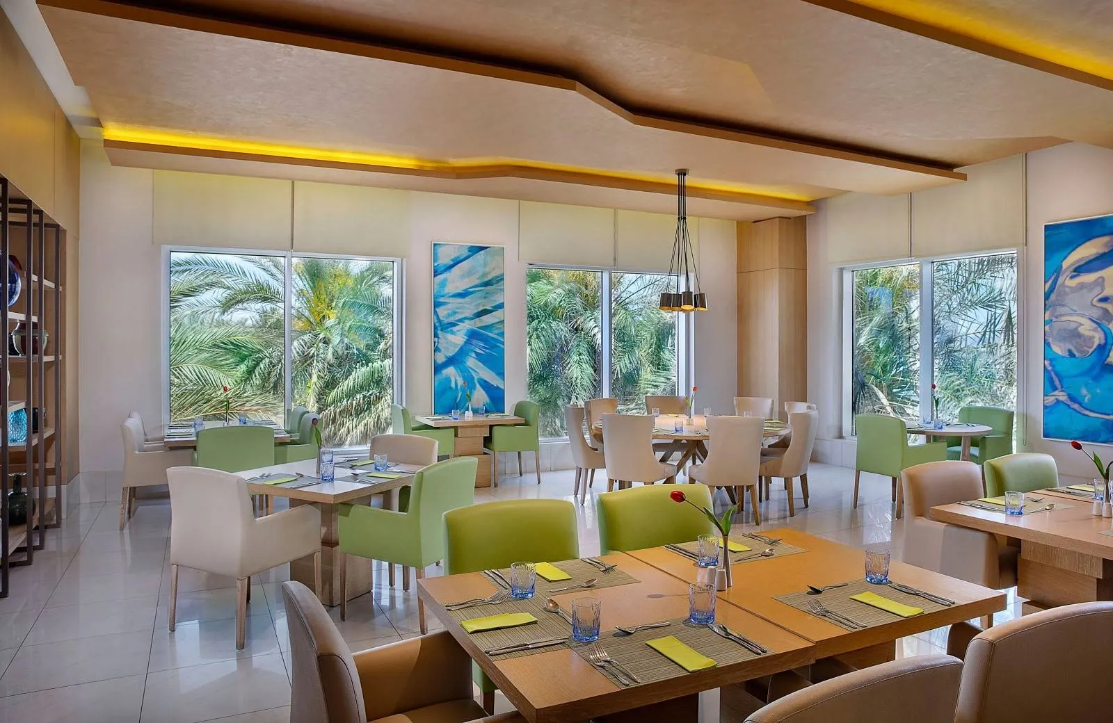 Al Habtoor Grand Resort, Autograph Collection 5*