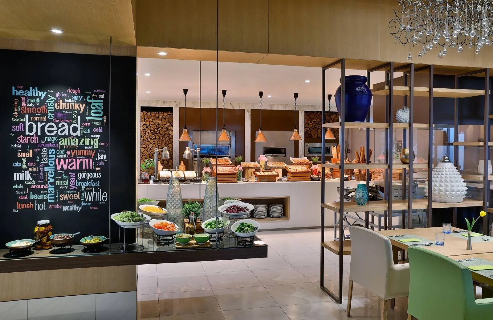 Al Habtoor Grand Resort, Autograph Collection 5*