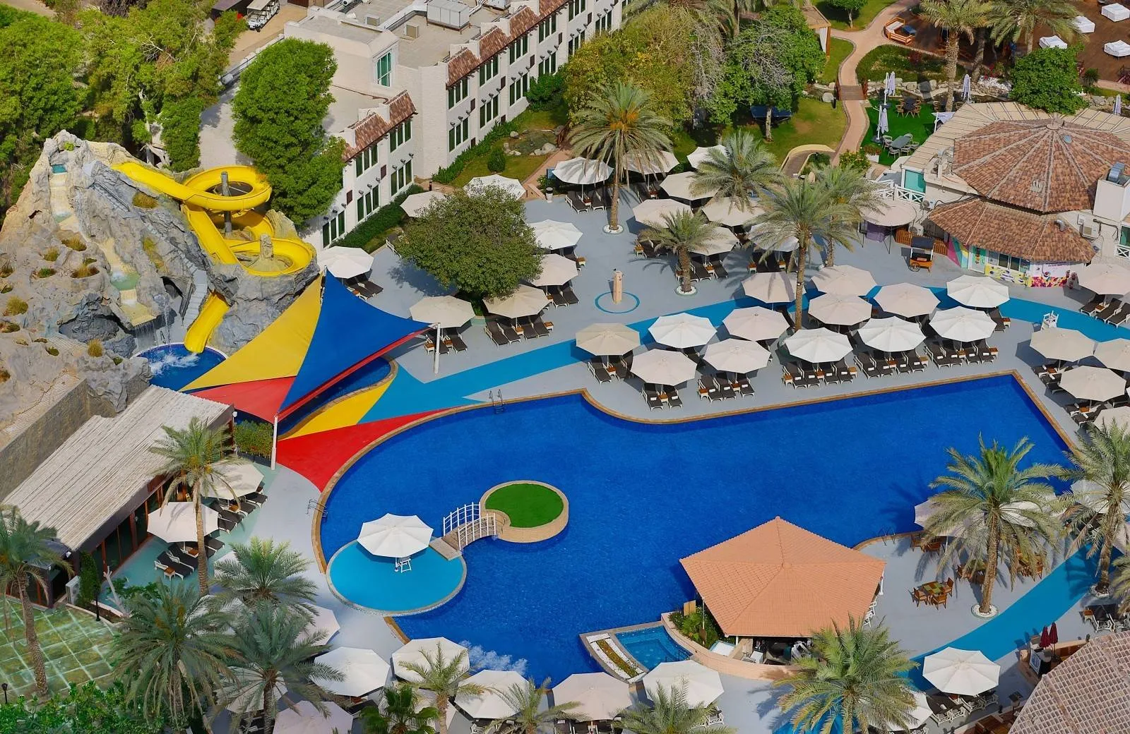 Al Habtoor Grand Resort, Autograph Collection 5*