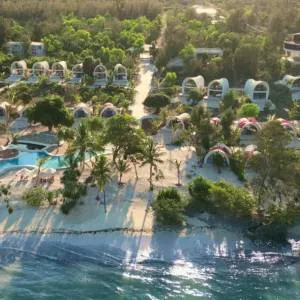 Zanziblue Waves Beach Resort 5*