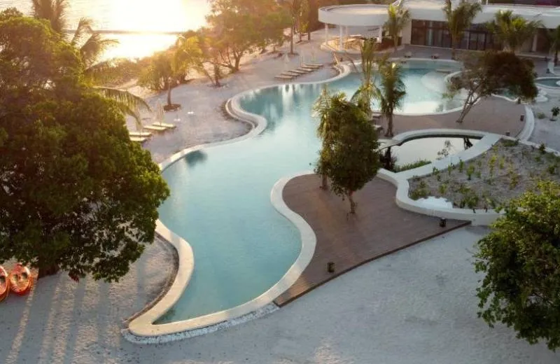 Zanziblue Waves Beach Resort 5*
