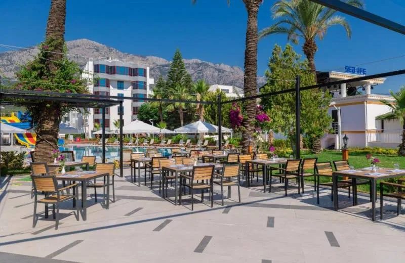 Sealife Kemer Resort Hotel 5*
