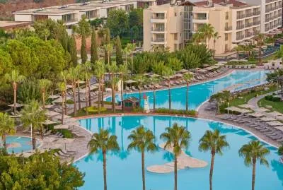 Lara Barut Collection 5*