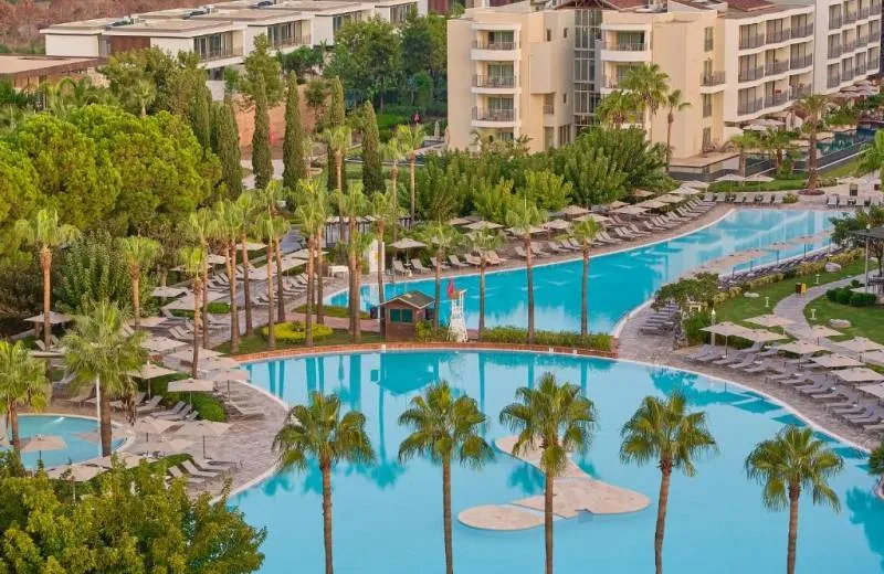 Lara Barut Collection 5*