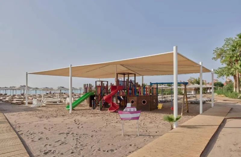 Lara Barut Collection 5*