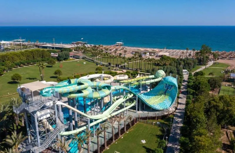 Lara Barut Collection 5*