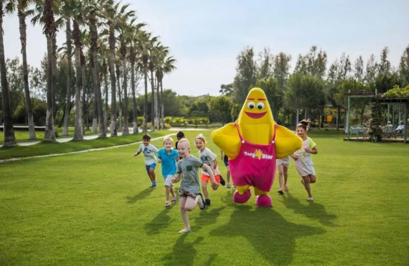 Lara Barut Collection 5*