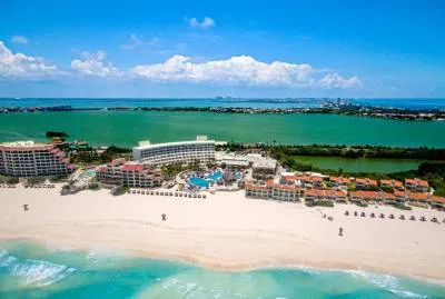 Grand Park Royal Cancun 5*