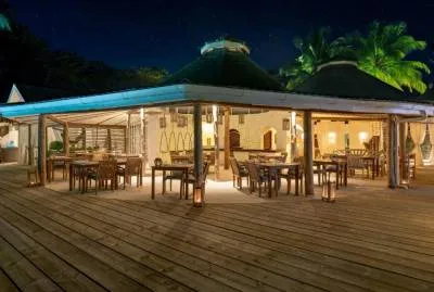 Bliss Hotel Praslin 4*