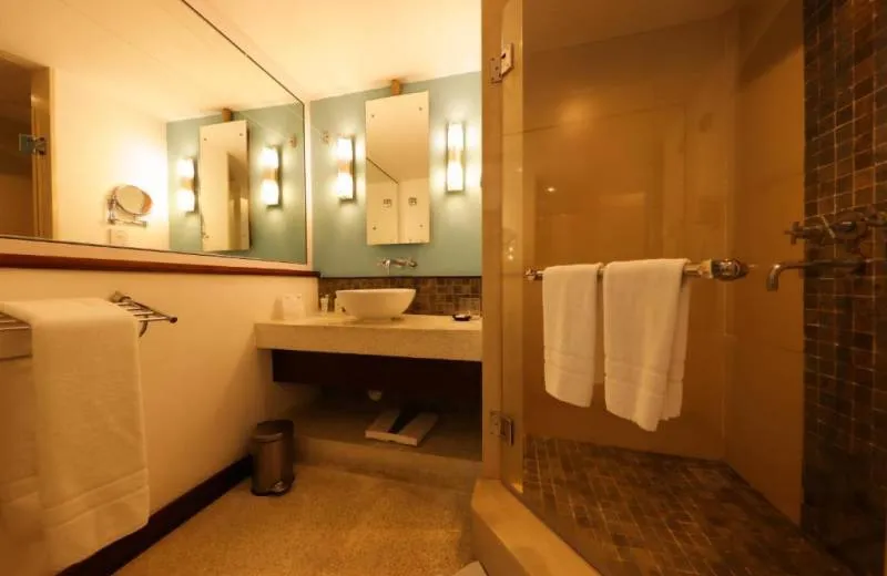 Laguna Beach Hotel & Spa 3*