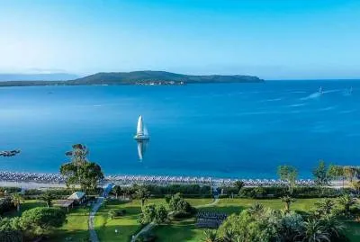 Hotel Baia di Conte Club & Resort 4*