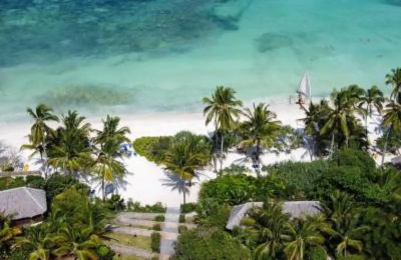 Karafuu Hotel Beach Resort  5*