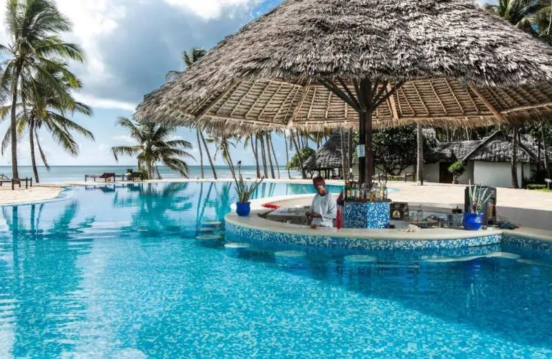 Karafuu Hotel Beach Resort  5*