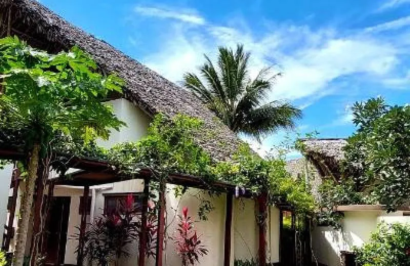 Karafuu Hotel Beach Resort  5*