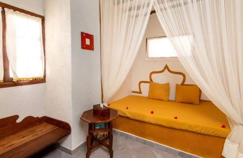 Karafuu Hotel Beach Resort  5*