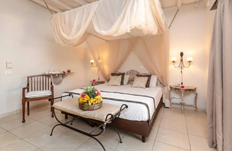 Karafuu Hotel Beach Resort  5*