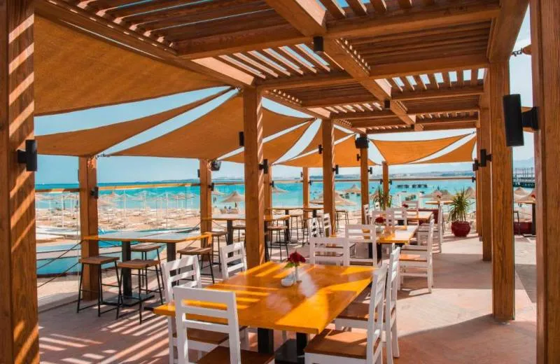 Pyramisa Beach Resort Sahl Hasheesh 5*