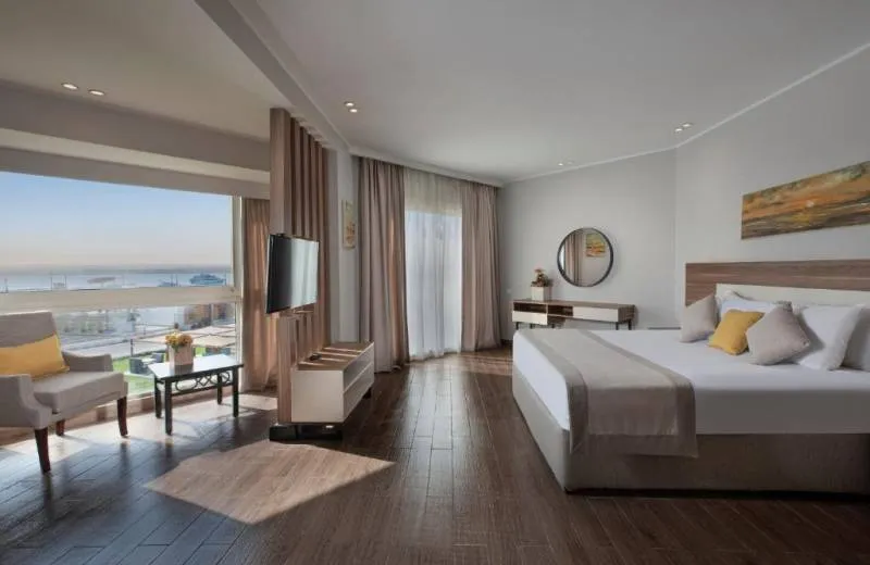 Pyramisa Beach Resort Sahl Hasheesh 5*