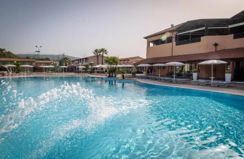 Nicotera Beach Village 4*