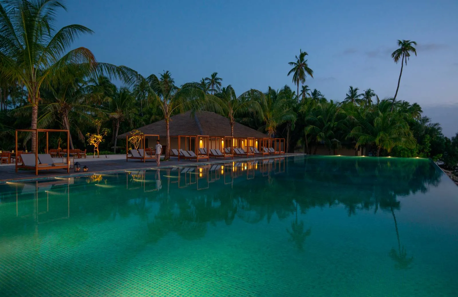 The Residence Maldives at Dhigurah 5*