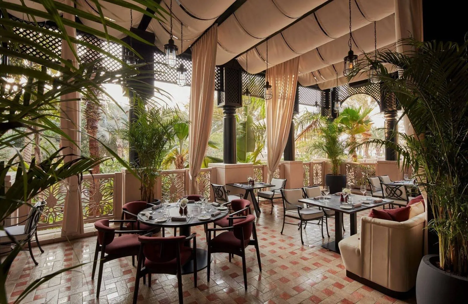 Jumeirah Al Qasr - Madinat Jumeirah 5*