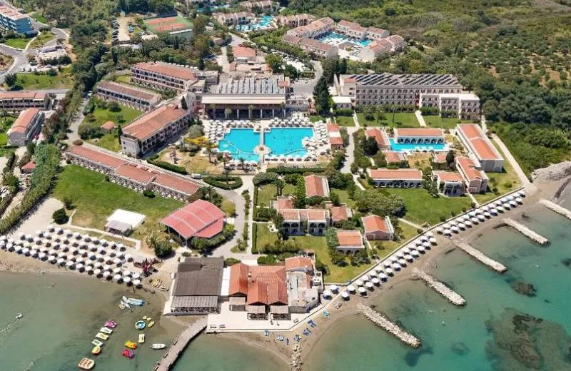 Roda Beach Resort & Spa 5*