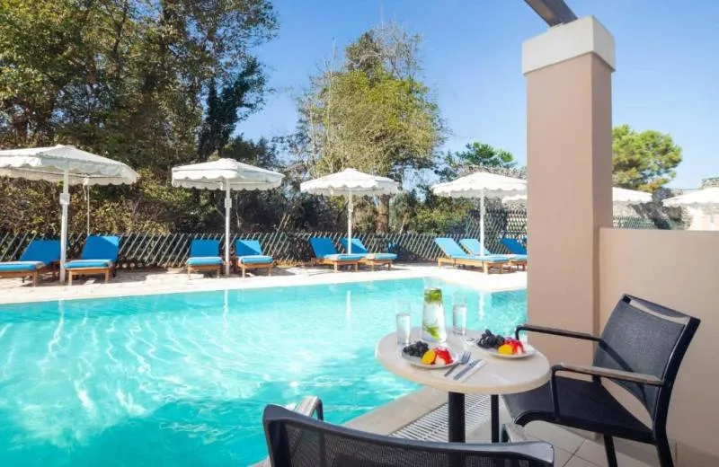 Roda Beach Resort & Spa 5*