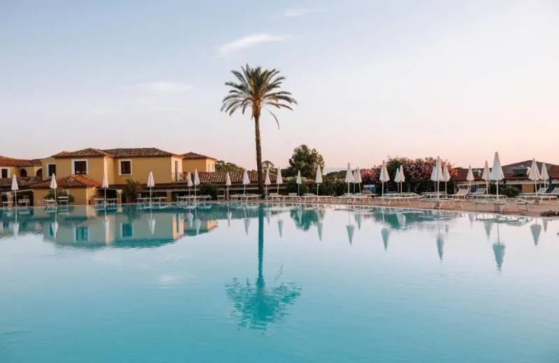 Valtur Sardegna Baia dei Pini Resort 4*