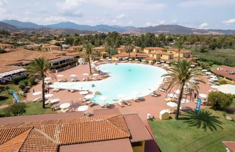 Valtur Sardegna Baia dei Pini Resort 4*