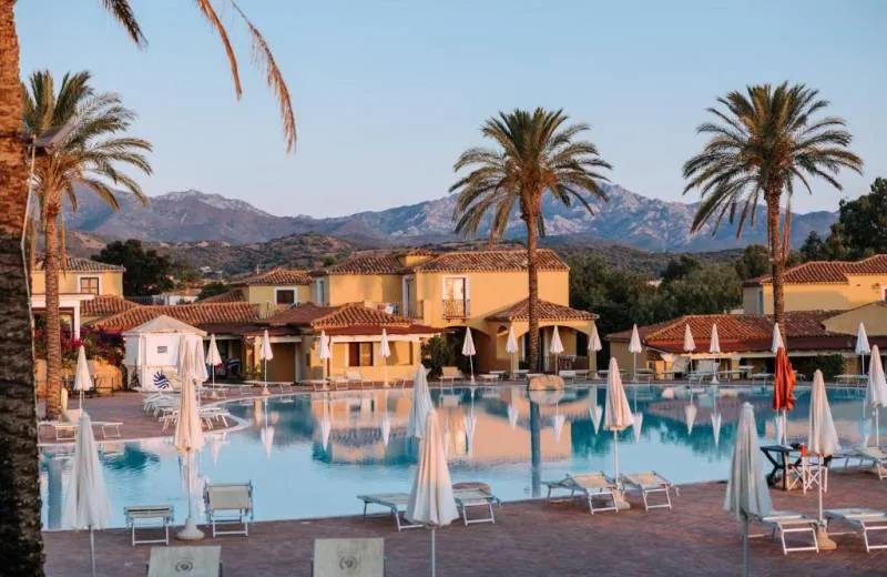 Valtur Sardegna Baia dei Pini Resort 4*