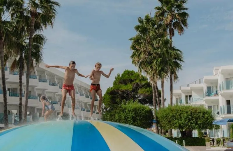 Iberostar Waves Playa de Muro  4*