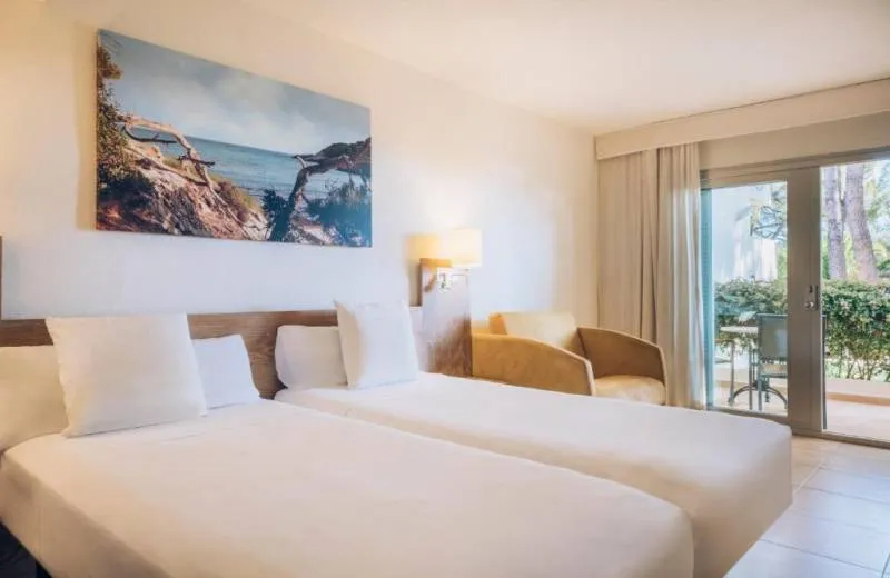 Iberostar Waves Pinos Park 4*