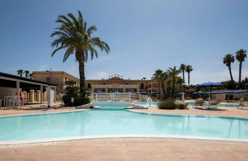 Delfino Beach - CDSHotels 4*