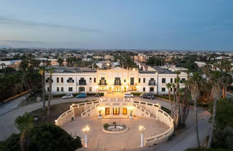 Delfino Beach - CDSHotels 4*