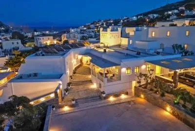 Yiannaki Hotel 4*