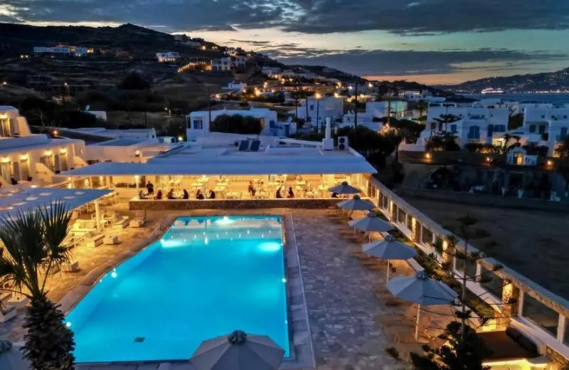Yiannaki Hotel 4*