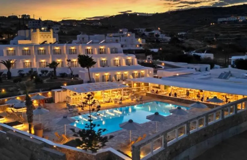 Yiannaki Hotel 4*