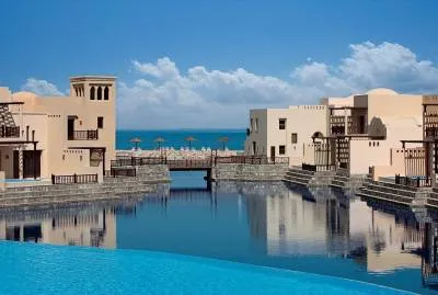 The Cove Rotana Resort 5*