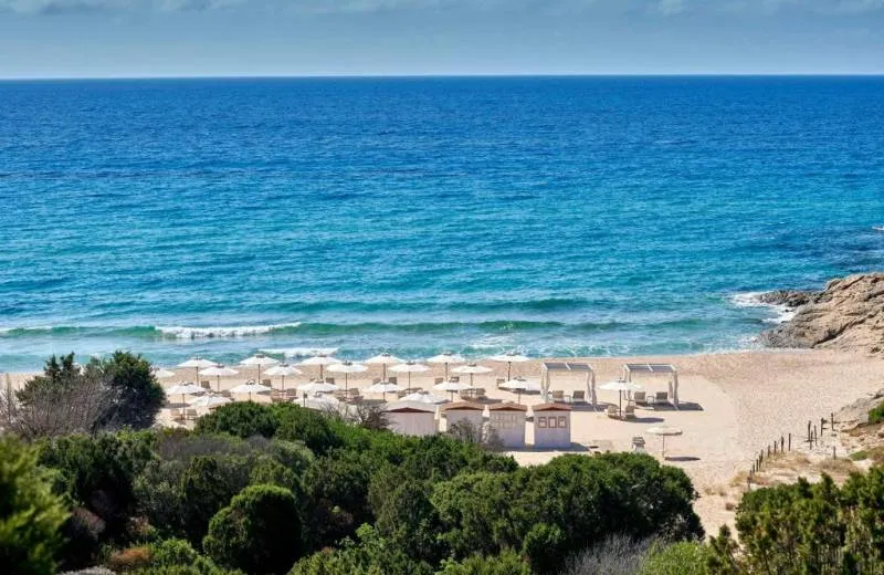 Baia di Chia Resort Sardinia, Curio Collection by Hilton 5*