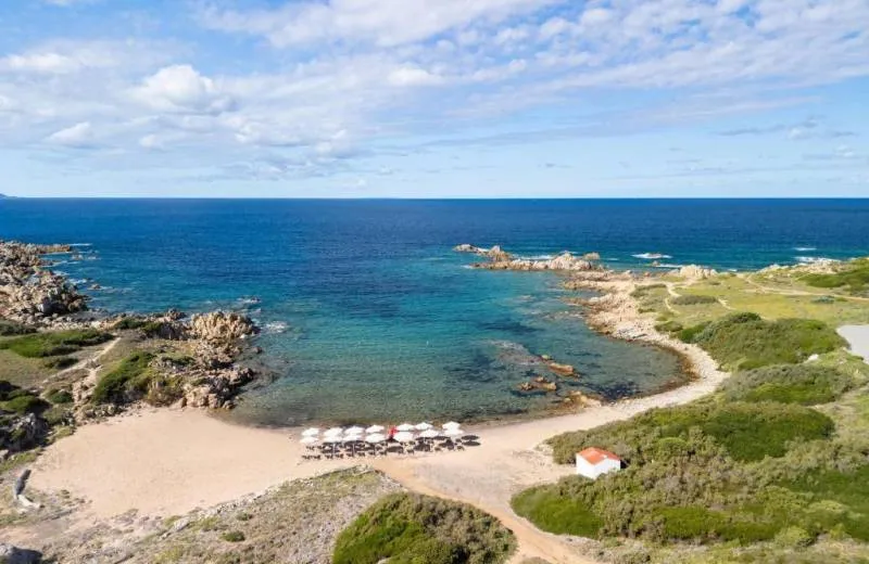 Mangia's Santa Teresa Sardinia, Curio Collection by Hilton 5*