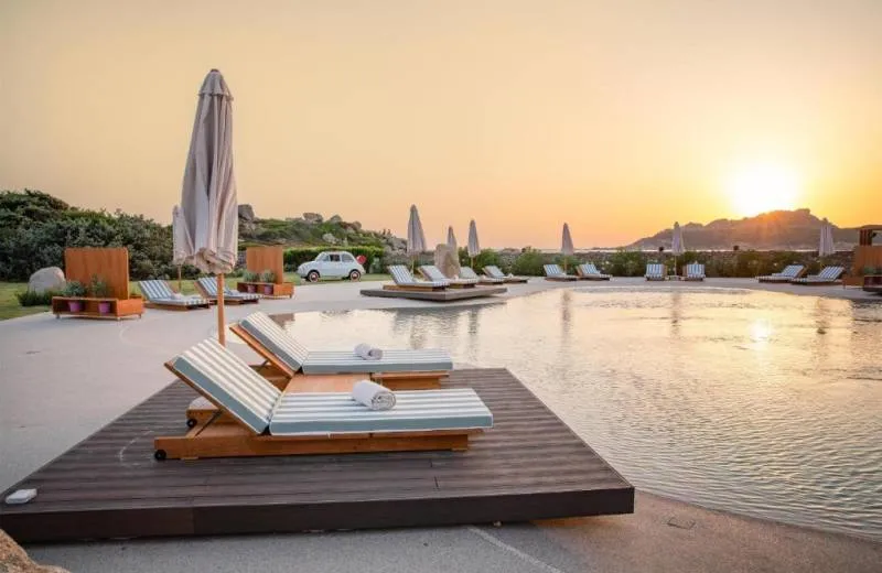 Mangia's Santa Teresa Sardinia, Curio Collection by Hilton 5*