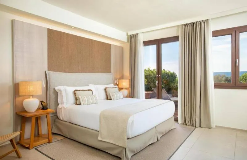 Mangia's Santa Teresa Sardinia, Curio Collection by Hilton 5*