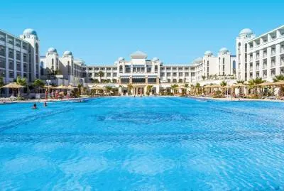  Hotel Concorde Green Park Palace 5*