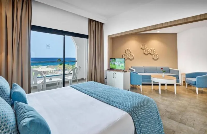 Vincci Nozha Beach 4*
