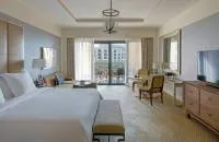 Deluxe Partial Sea View