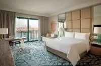 Palm King Room