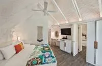Garden Family Bungalow Room
