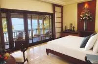 Junior Suite Oceanfront