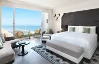 Deluxe Room King
